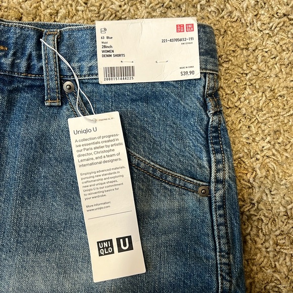 Uniqlo denim shorts - Picture 3 of 6